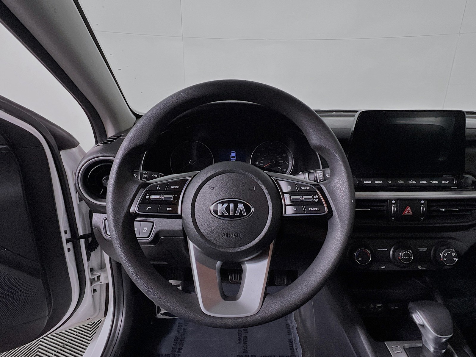 2020 Kia Forte - Photo 15