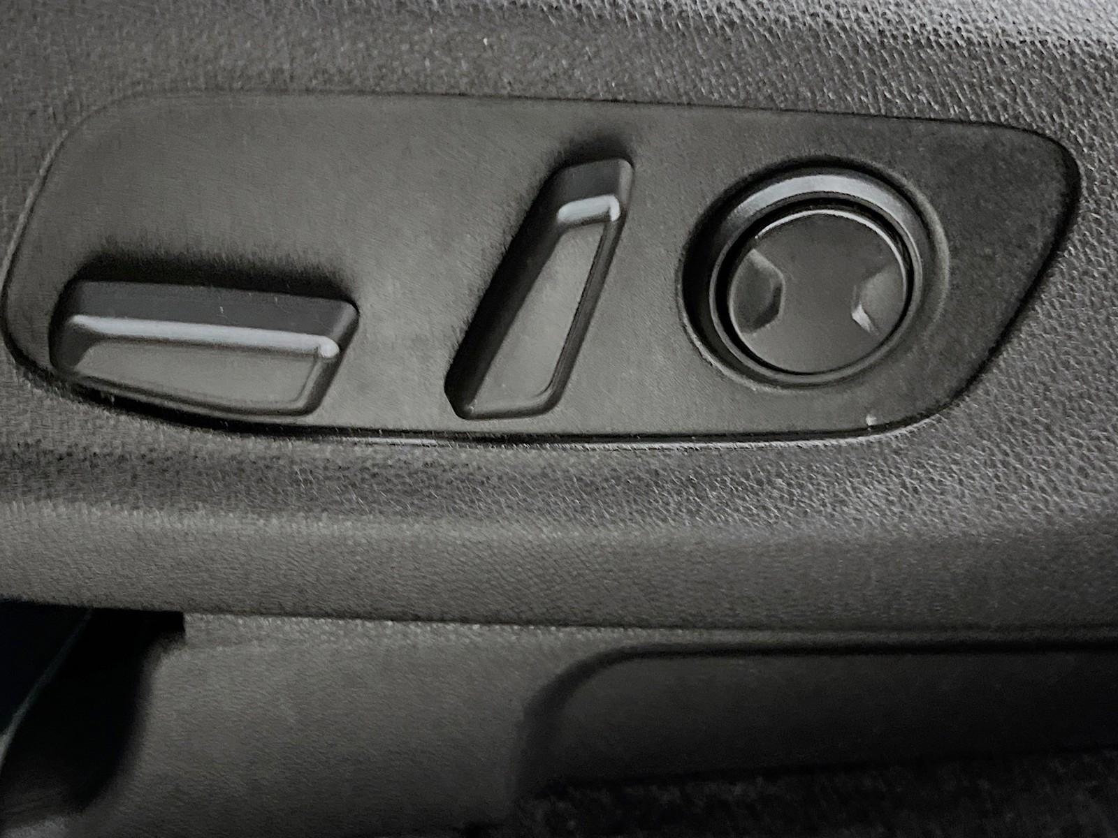 2023 Kia Carnival - Photo 13