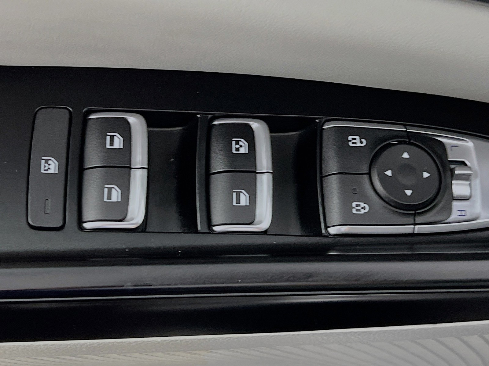 2023 Kia Carnival - Photo 14