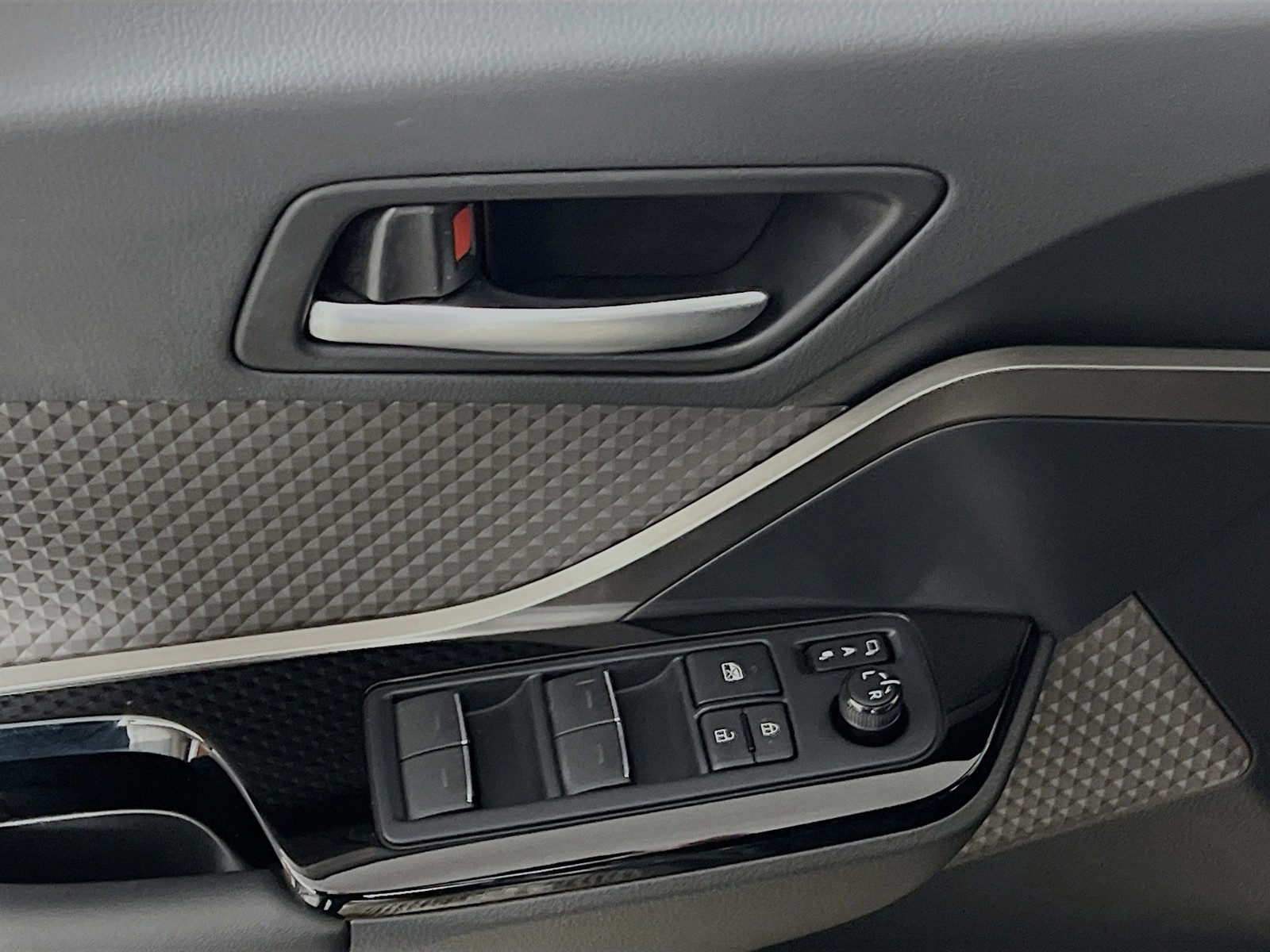 2021 Toyota C-HR - Photo 14