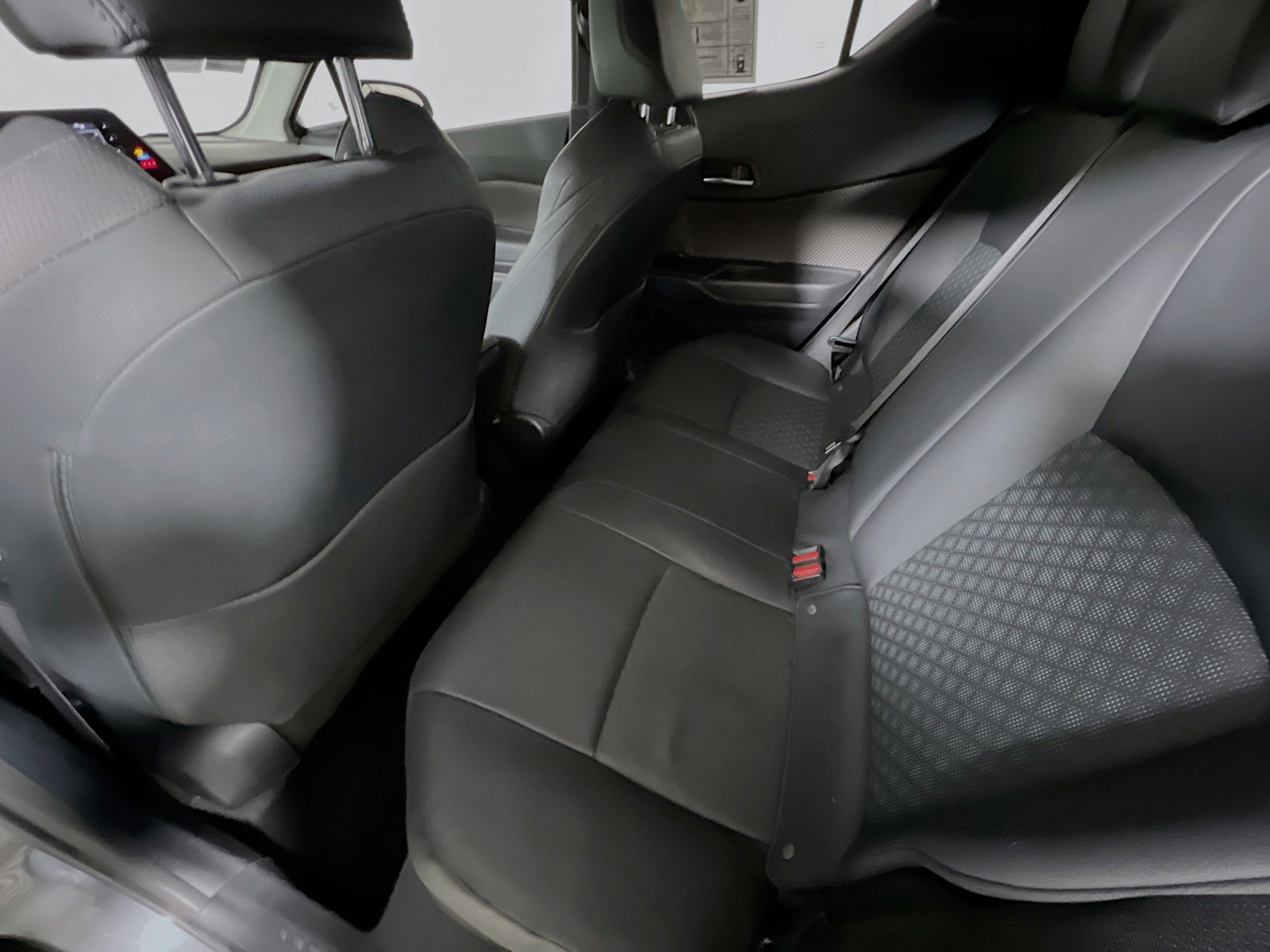 2021 Toyota C-HR - Photo 26
