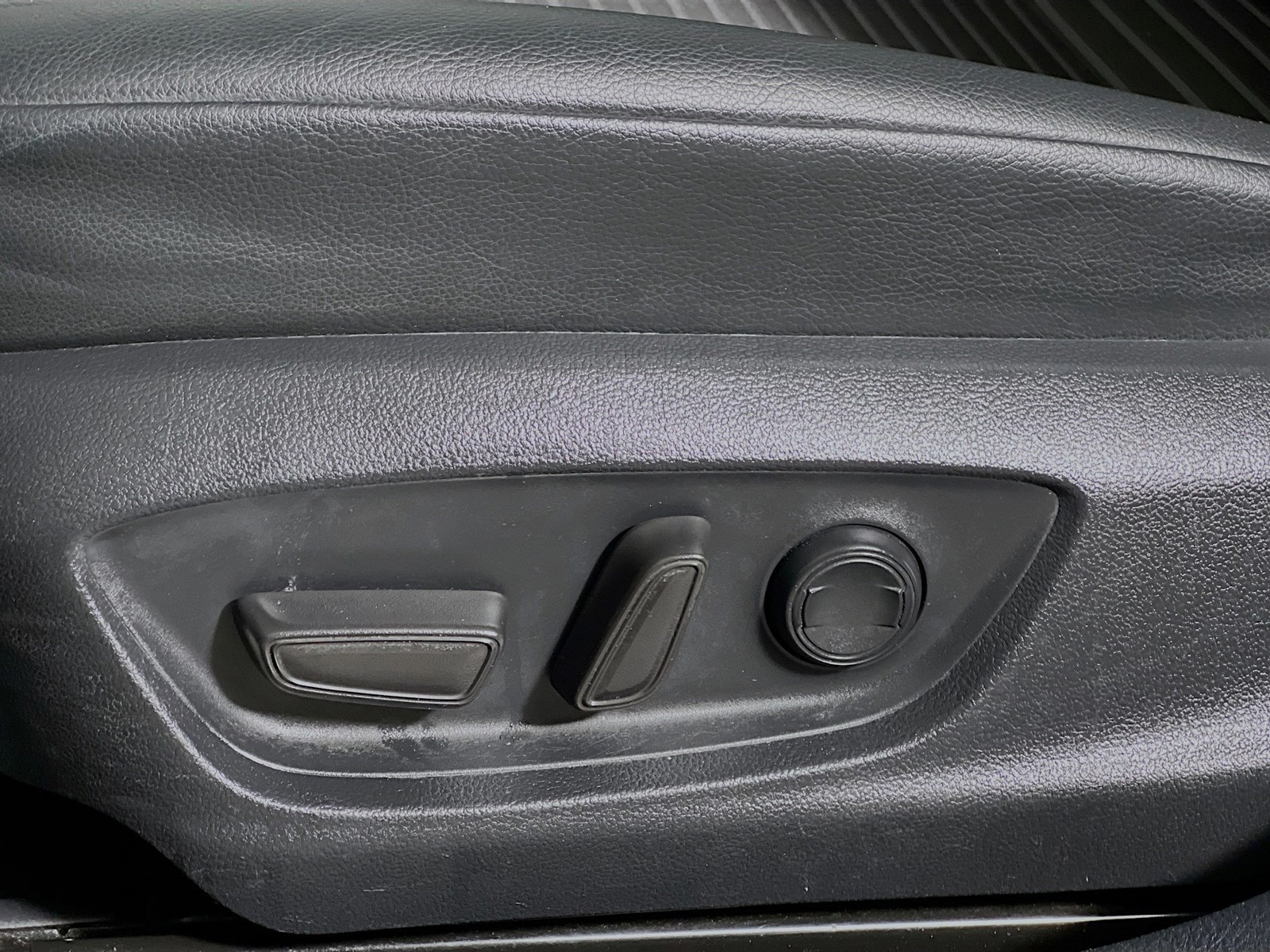 2024 Toyota Camry - Photo 13