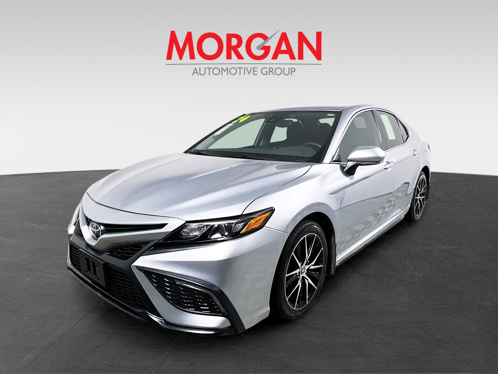 2024 Toyota Camry - Photo 2