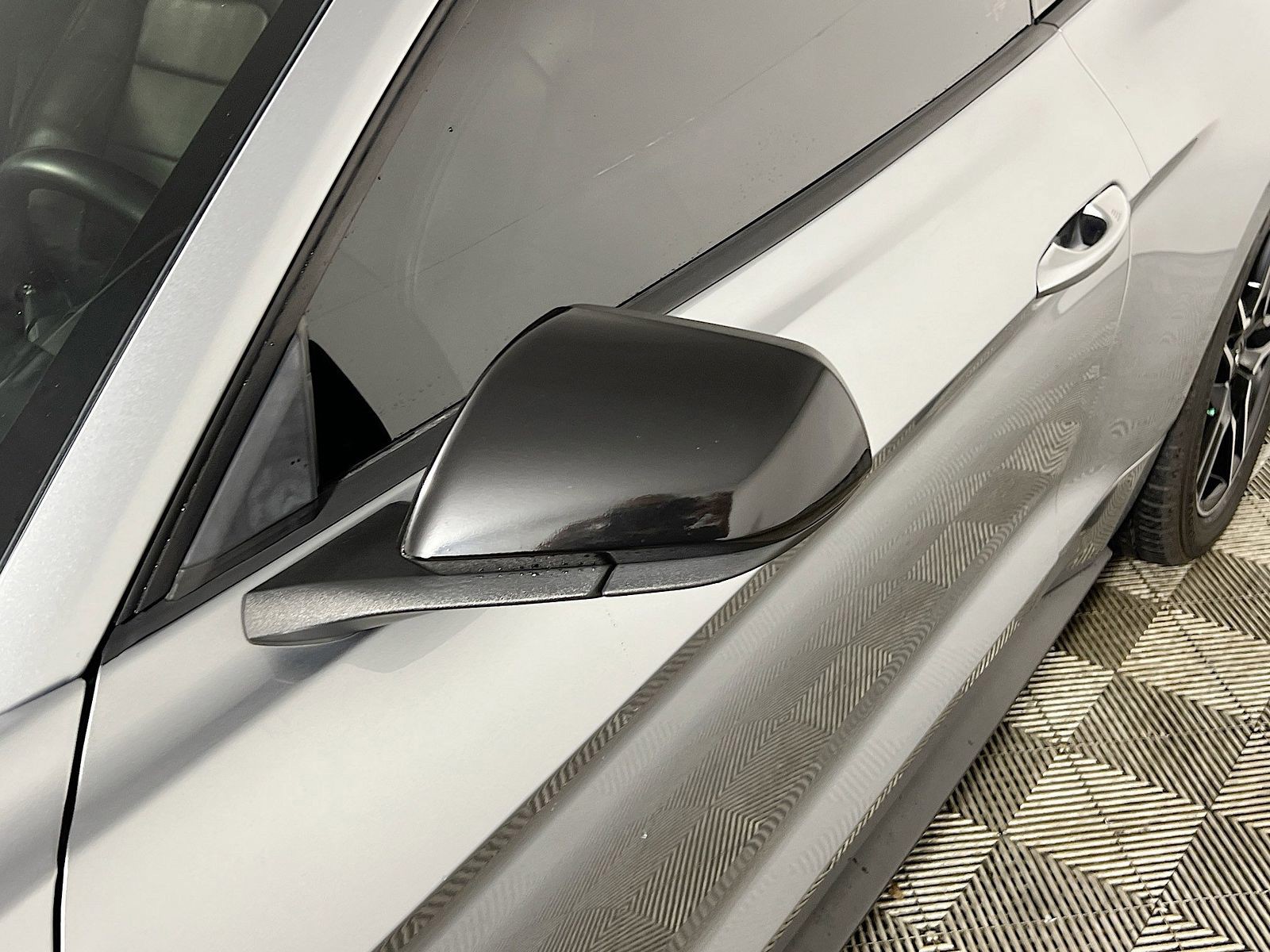 2023 Ford Mustang - Photo 10