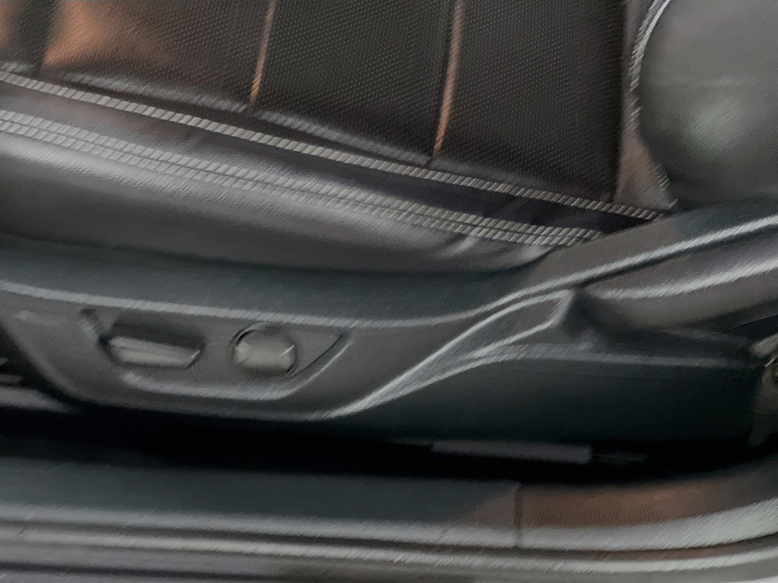 2023 Ford Mustang - Photo 13
