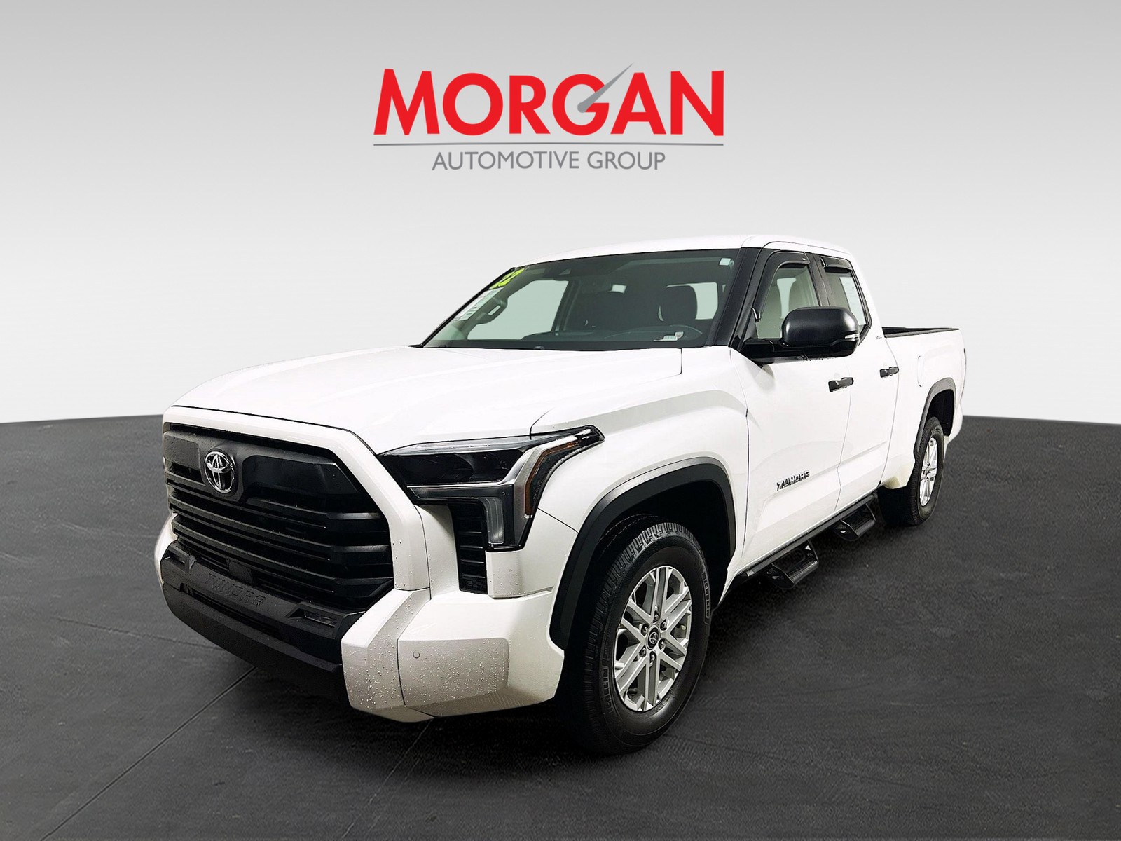 2022 Toyota Tundra - Photo 2