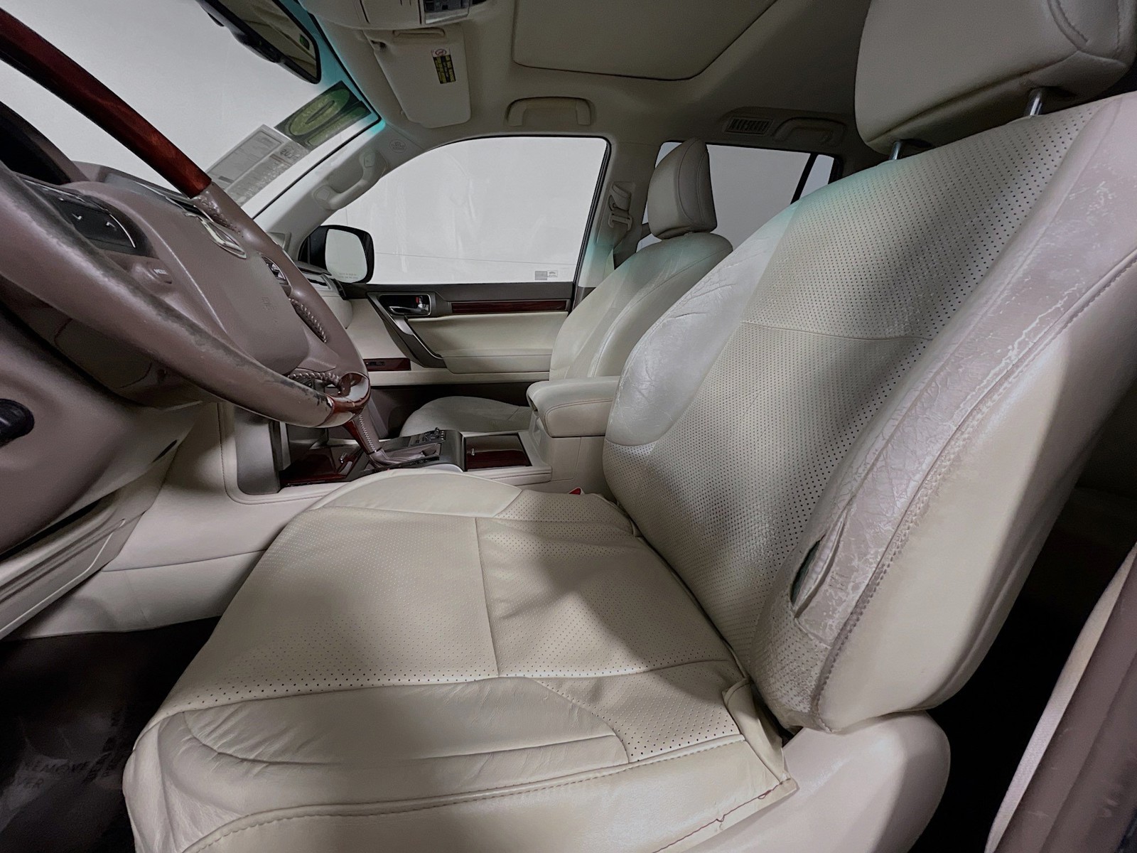2010 Lexus GX - Photo 12