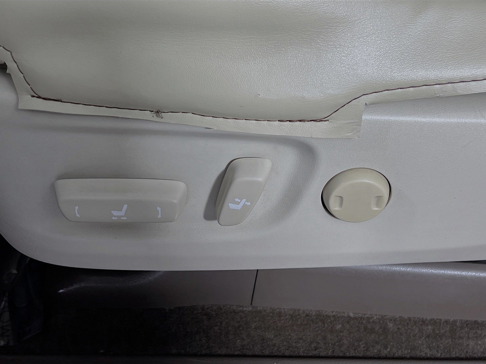 2010 Lexus GX - Photo 13