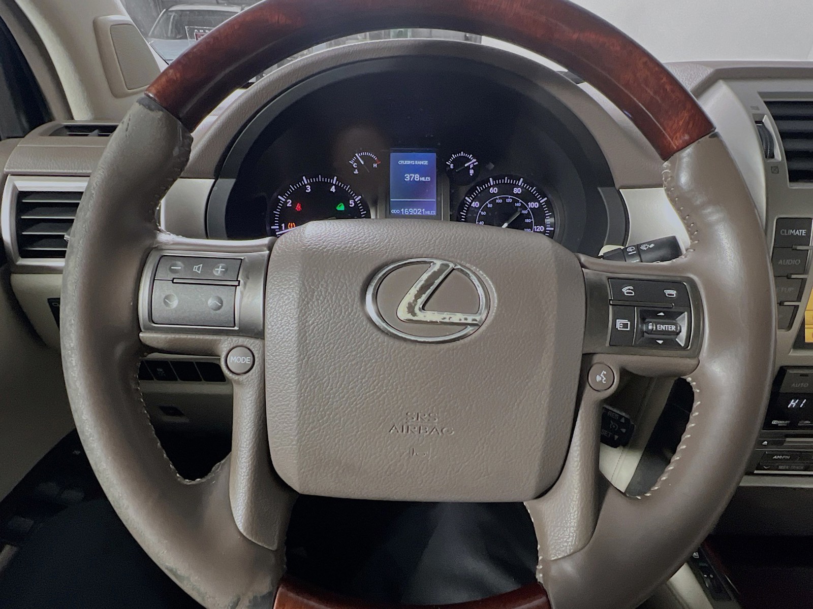 2010 Lexus GX - Photo 15