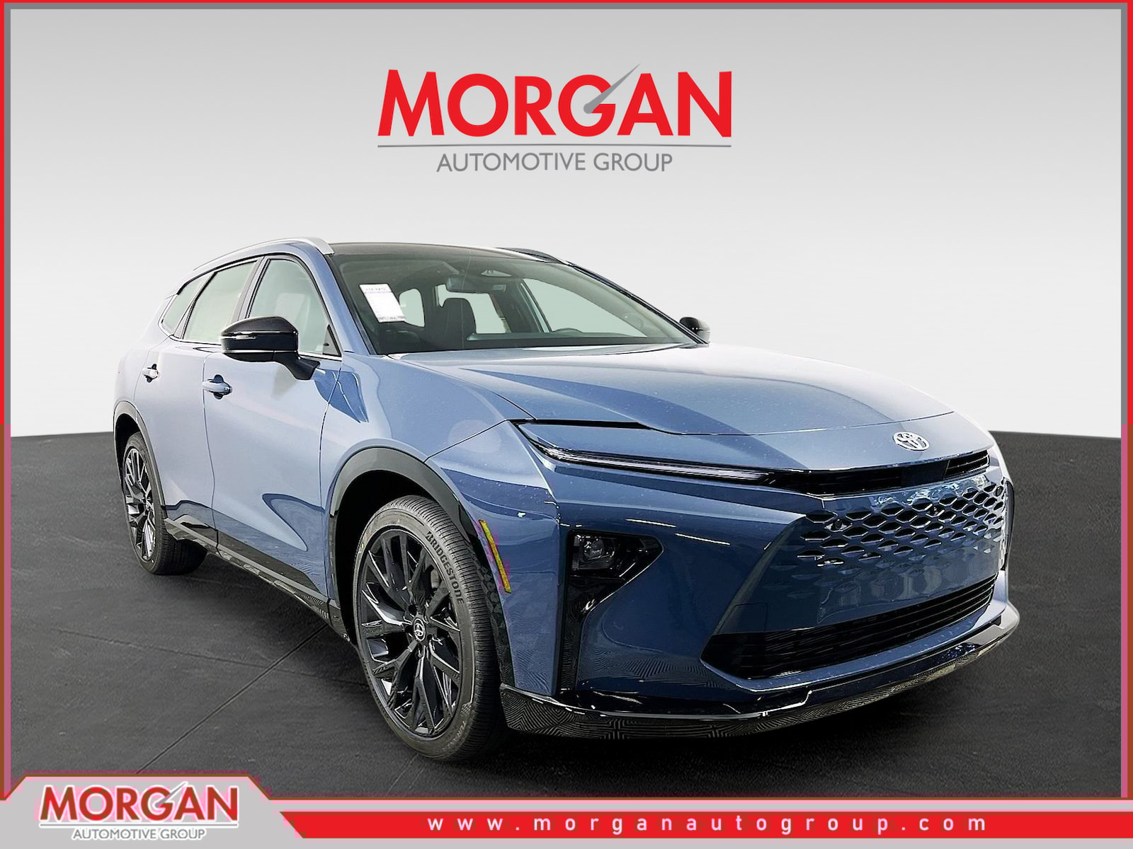 New 2025 Toyota Crown Signia Limited 4D Sport Utility in #3035346