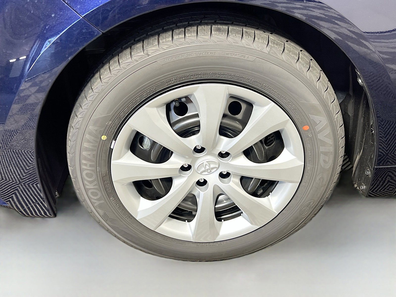 2026 Toyota Corolla Hybrid - Photo 11