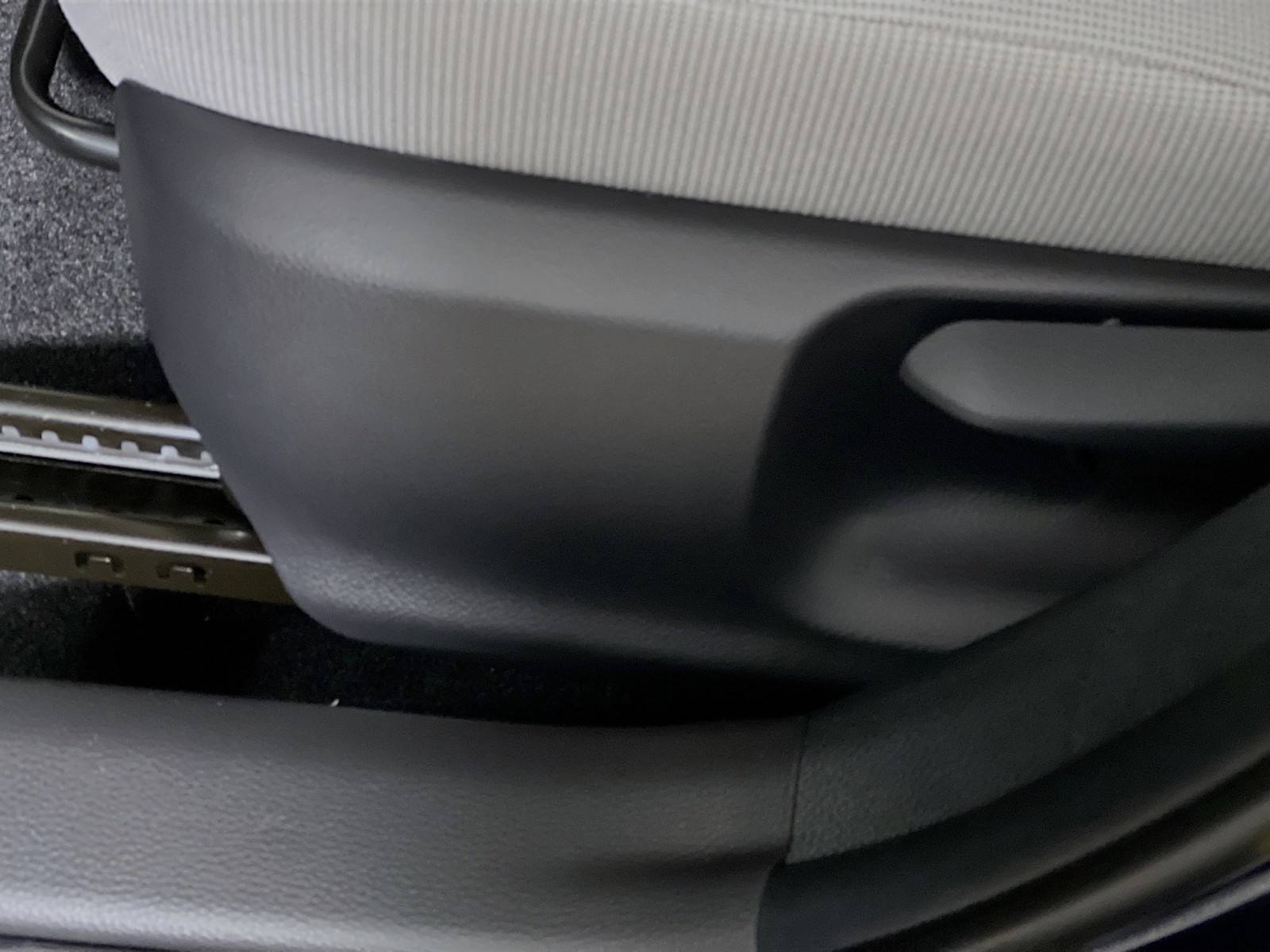 2026 Toyota Corolla Hybrid - Photo 13