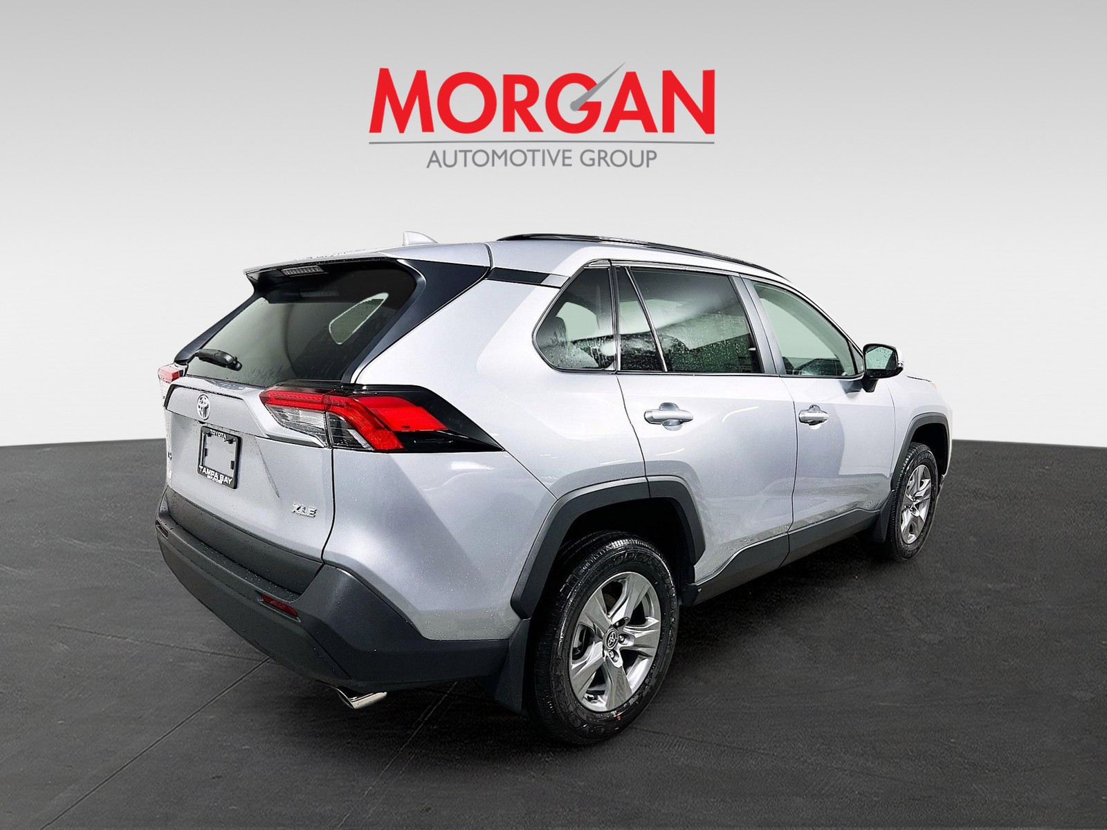 2025 Toyota RAV4 - Photo 4