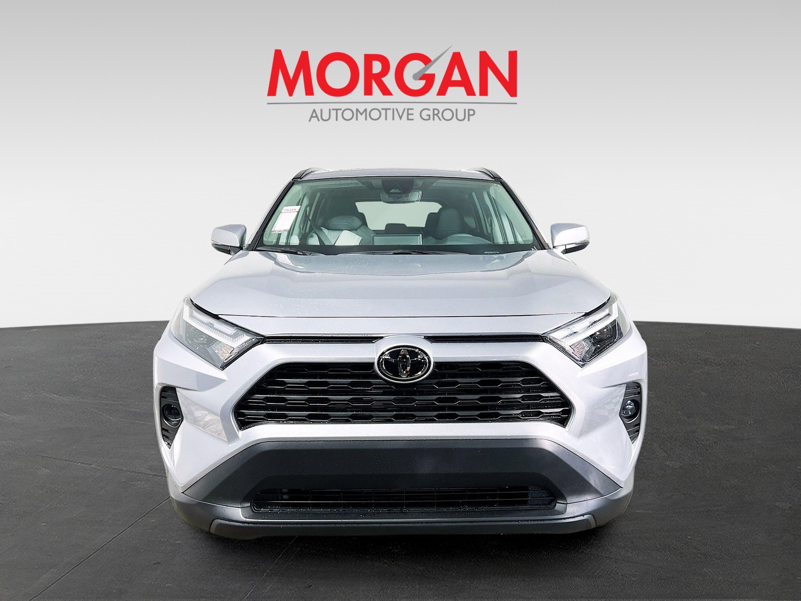 2025 Toyota RAV4 - Photo 3