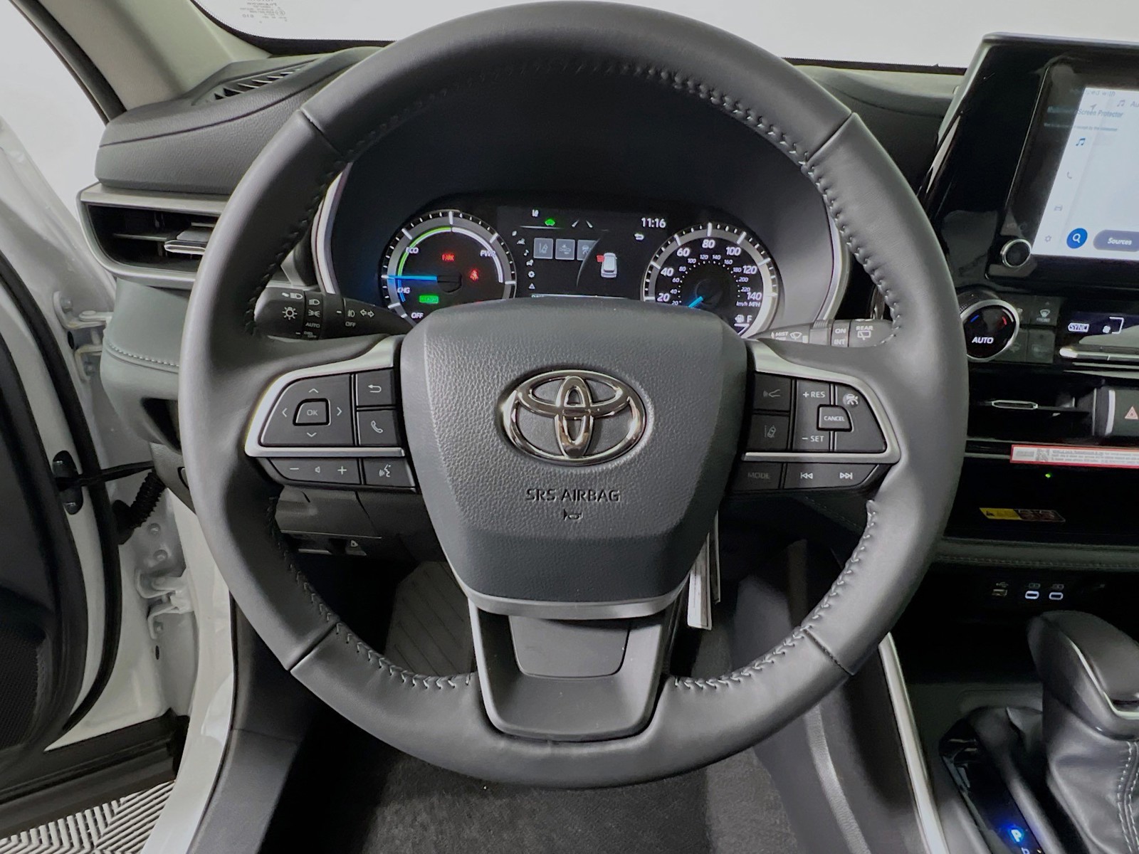 2026 Toyota Highlander Hybrid - Photo 15