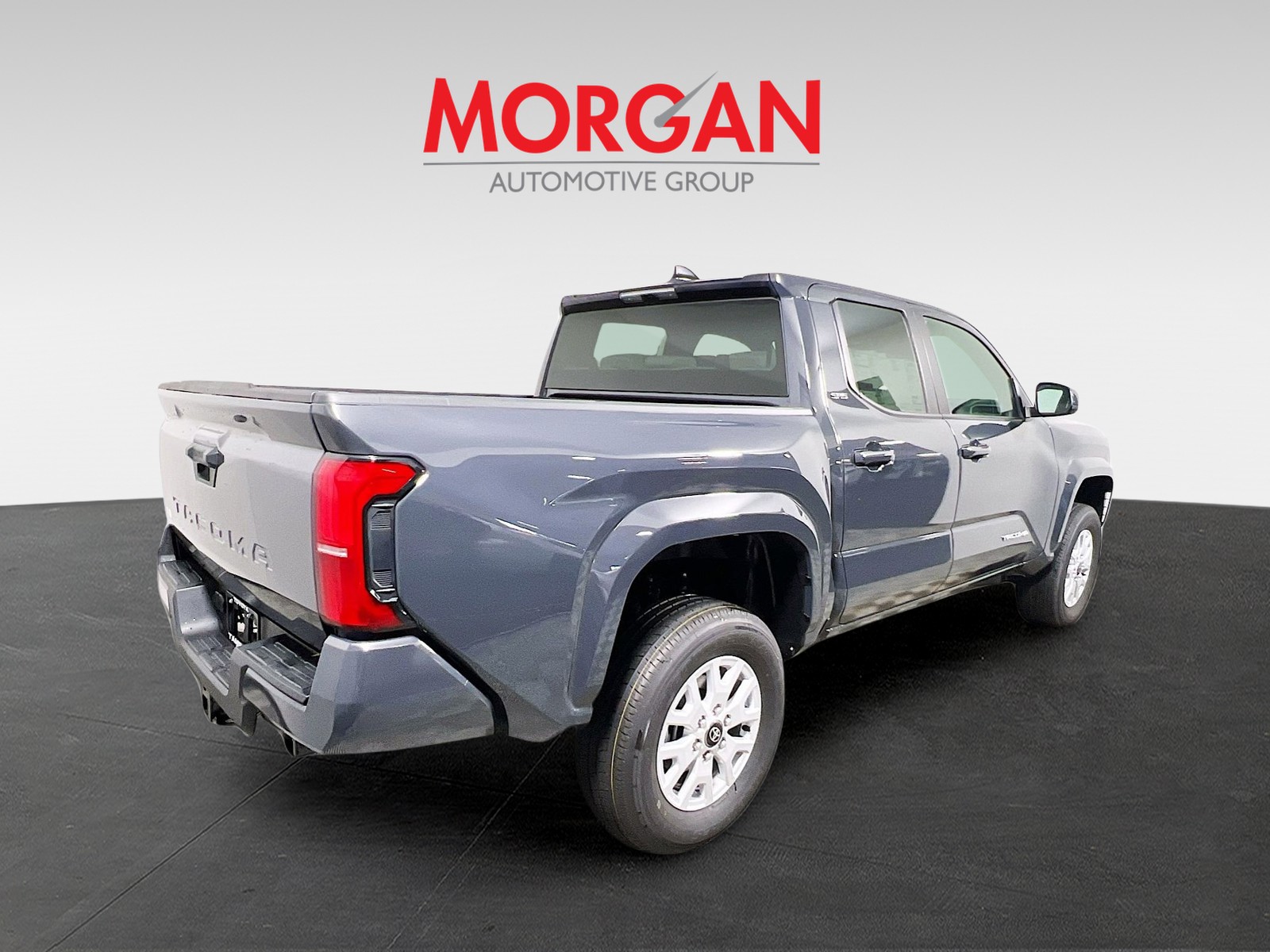 2025 Toyota Tacoma - Photo 4