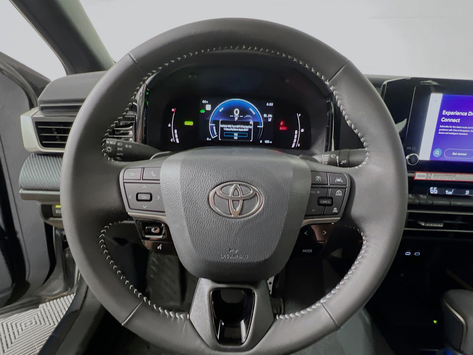 2026 Toyota Camry - Photo 15