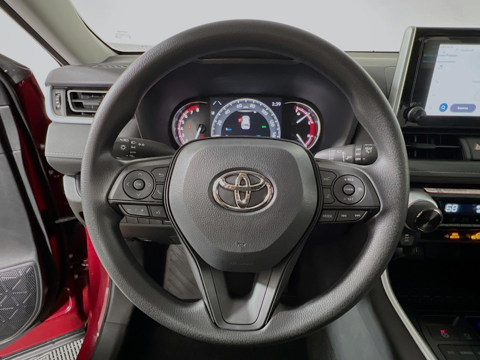 2025 Toyota RAV4 - Photo 15