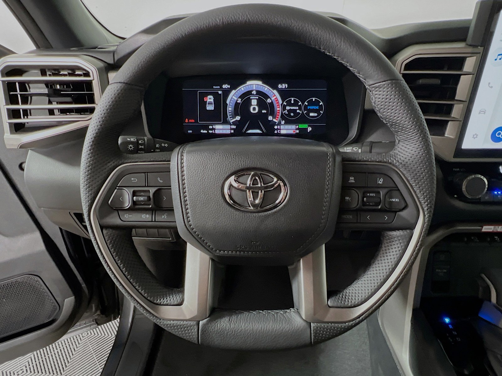 2026 Toyota Tundra Hybrid - Photo 14