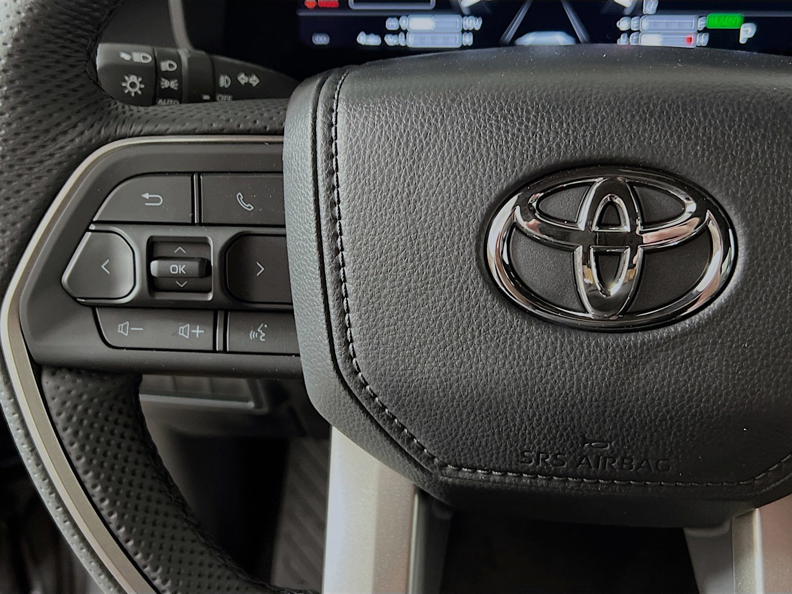 2026 Toyota Tundra Hybrid - Photo 15