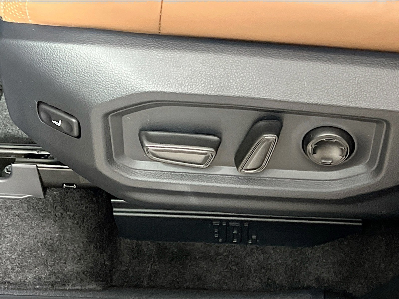 2026 Toyota Tundra - Photo 12
