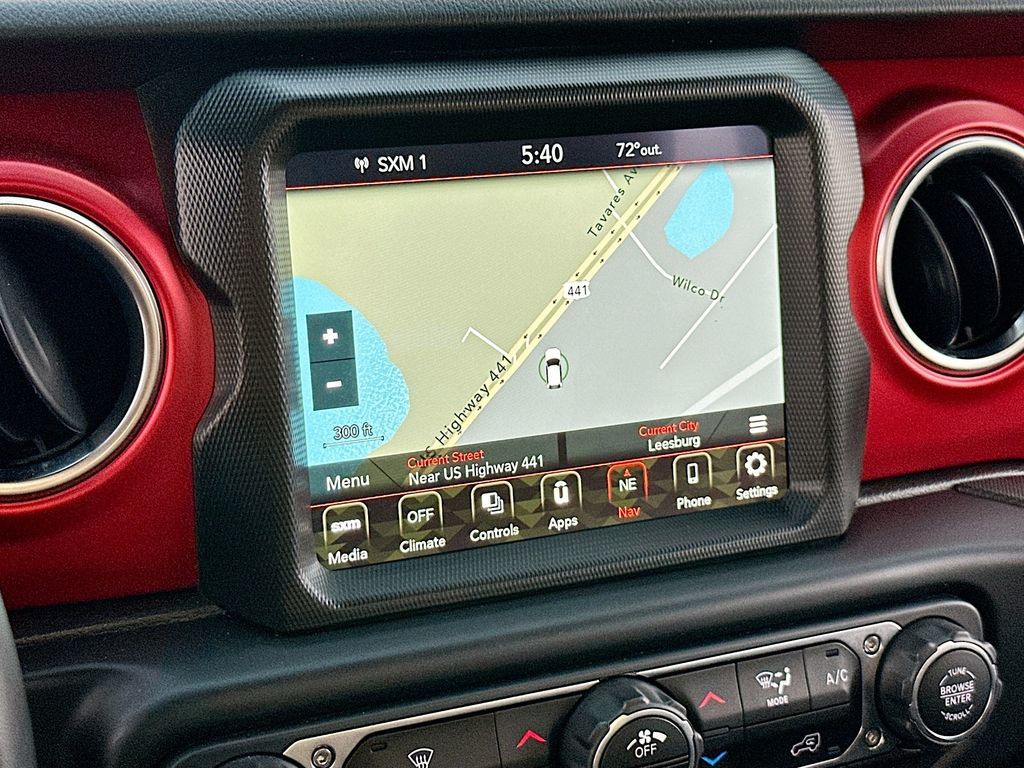 2021 Jeep Gladiator - Photo 13