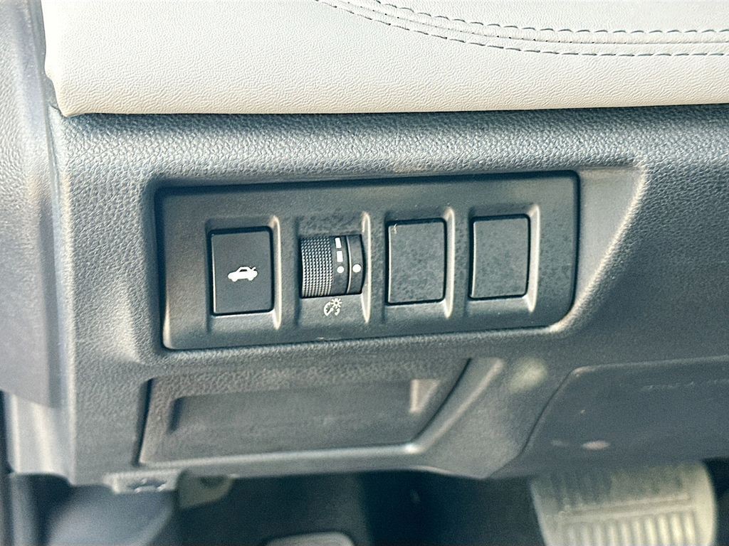 2020 Subaru Legacy - Photo 10