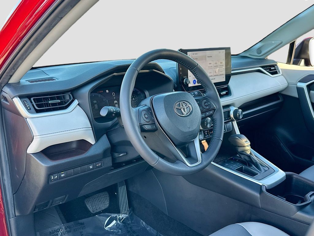 2023 Toyota RAV4 - Photo 9