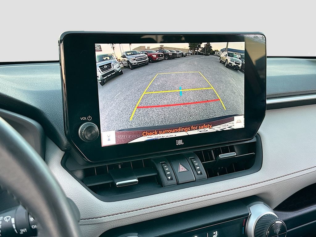 2023 Toyota RAV4 Hybrid - Photo 13