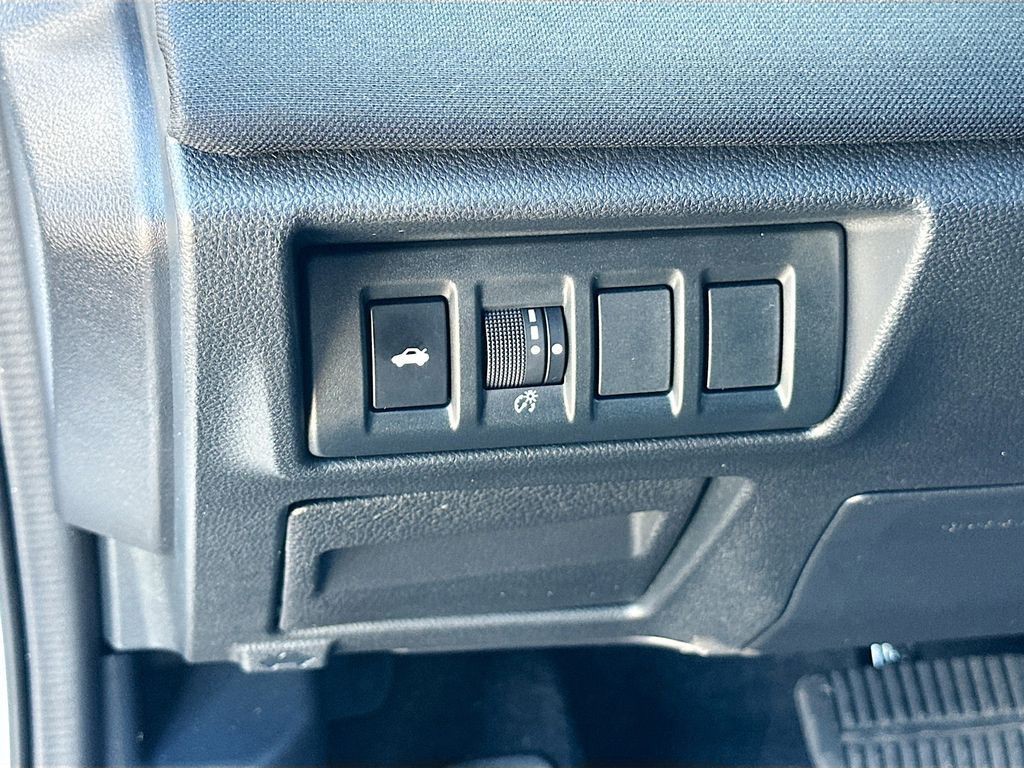 2022 Subaru Legacy - Photo 10