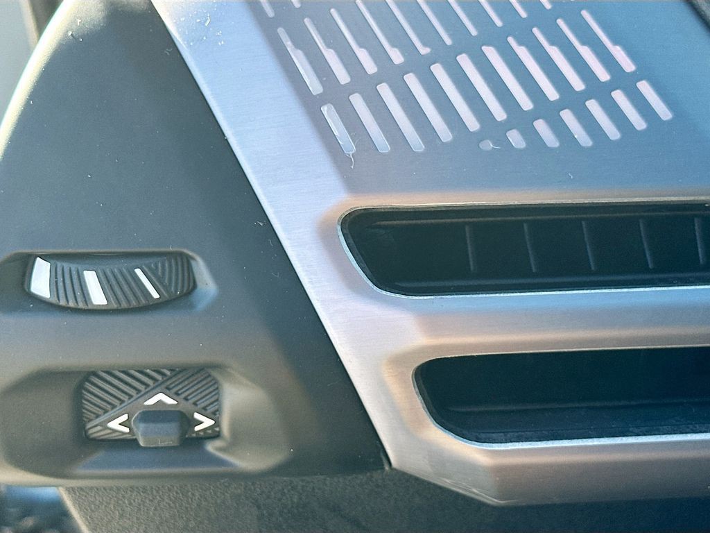 2025 BMW 2 Series - Photo 10