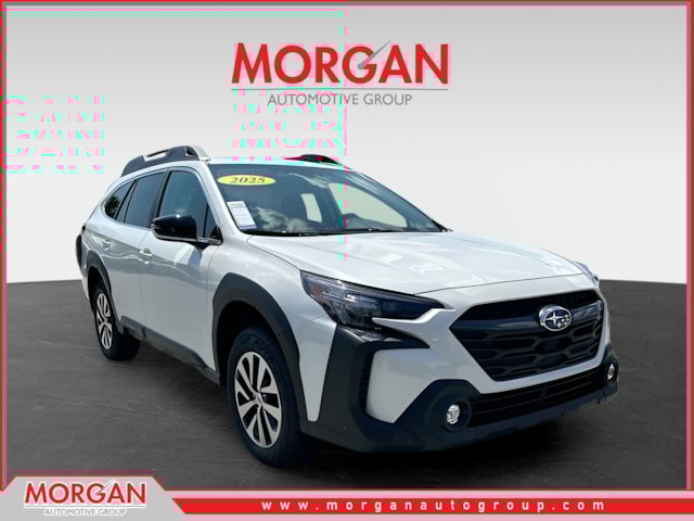 2025 Subaru Outback Premium's photo