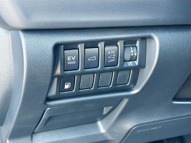 2025 Subaru Forester Hybrid - Photo 10