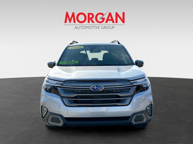 2025 Subaru Forester Hybrid - Photo 3