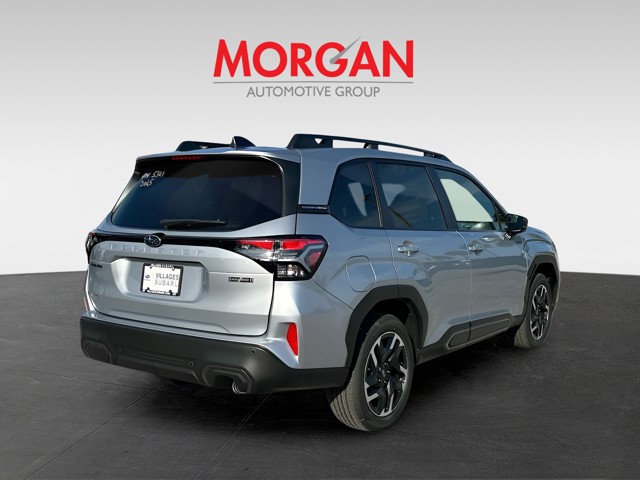 2025 Subaru Forester Hybrid - Photo 4