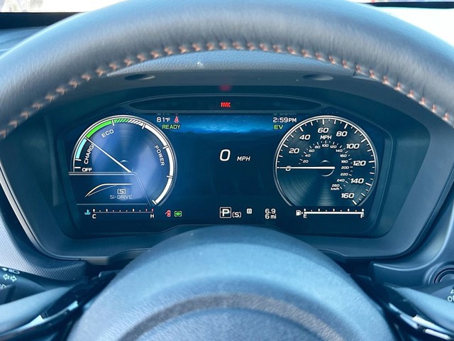 2025 Subaru Forester Hybrid - Photo 12
