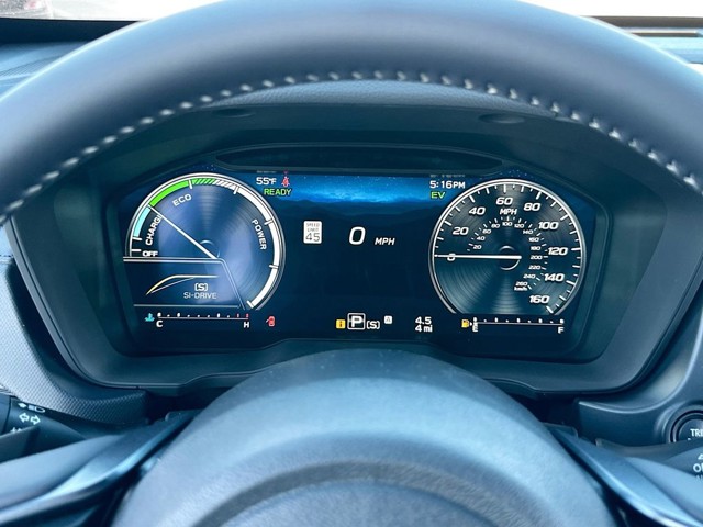 2025 Subaru Forester Hybrid - Photo 12