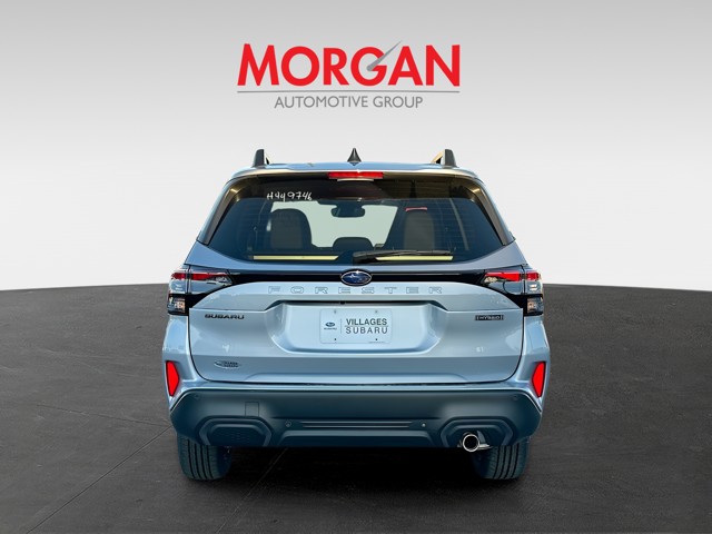 2025 Subaru Forester Hybrid - Photo 6