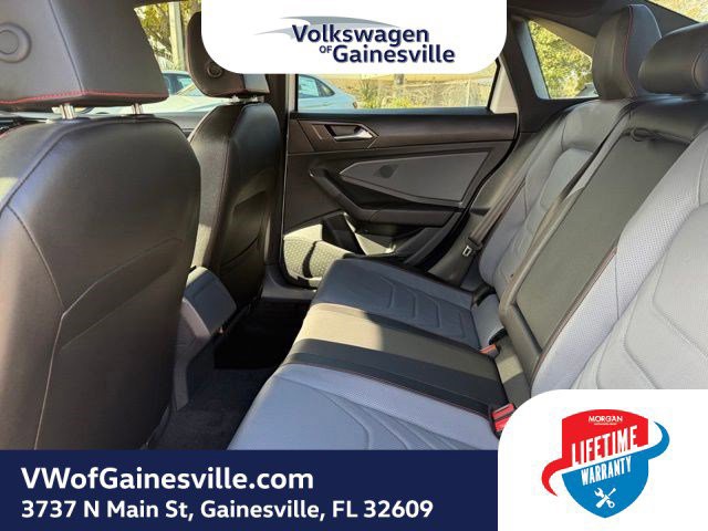 2025 Volkswagen Jetta GLI - Photo 11