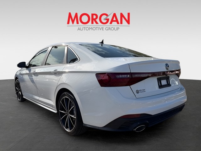 2025 Volkswagen Jetta GLI - Photo 4