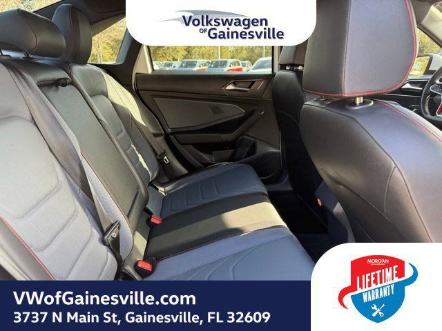 2025 Volkswagen Jetta GLI - Photo 8