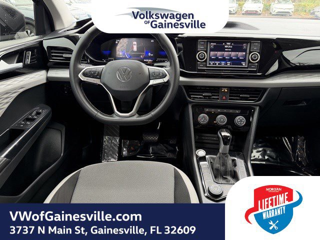 2024 Volkswagen Taos - Photo 13