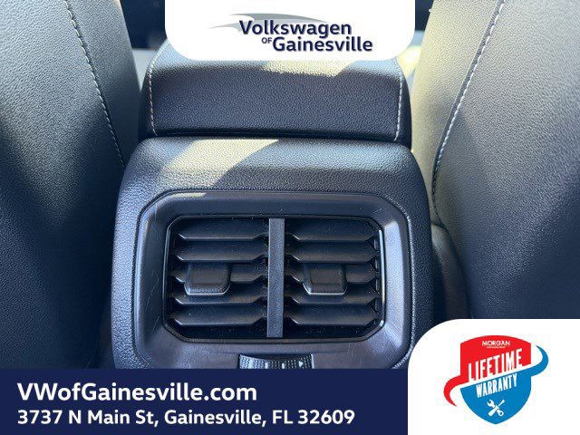 2024 Volkswagen Taos - Photo 12