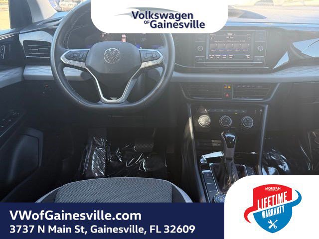2024 Volkswagen Taos - Photo 13