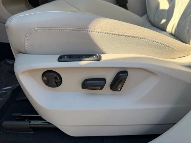 2026 Volkswagen Atlas - Photo 14