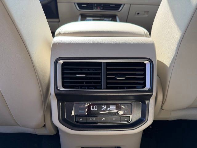 2026 Volkswagen Atlas - Photo 8