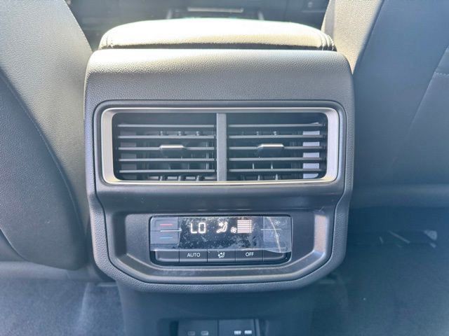 2026 Volkswagen Atlas - Photo 8