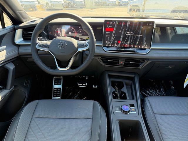 2026 Volkswagen Tiguan - Photo 10