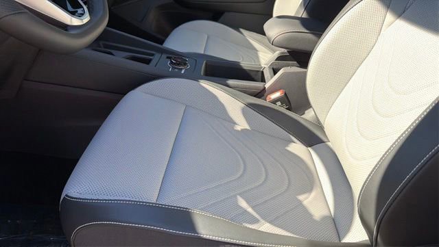 2026 Volkswagen Tiguan - Photo 13