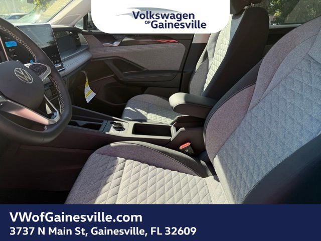 2026 Volkswagen Tiguan - Photo 13
